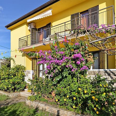 Apartments Danijel 1956 Pula Luaran gambar