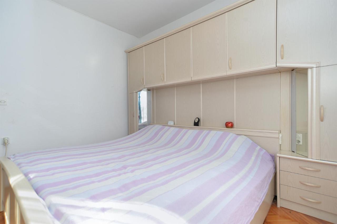 Apartments Danijel 1956 Pula Luaran gambar